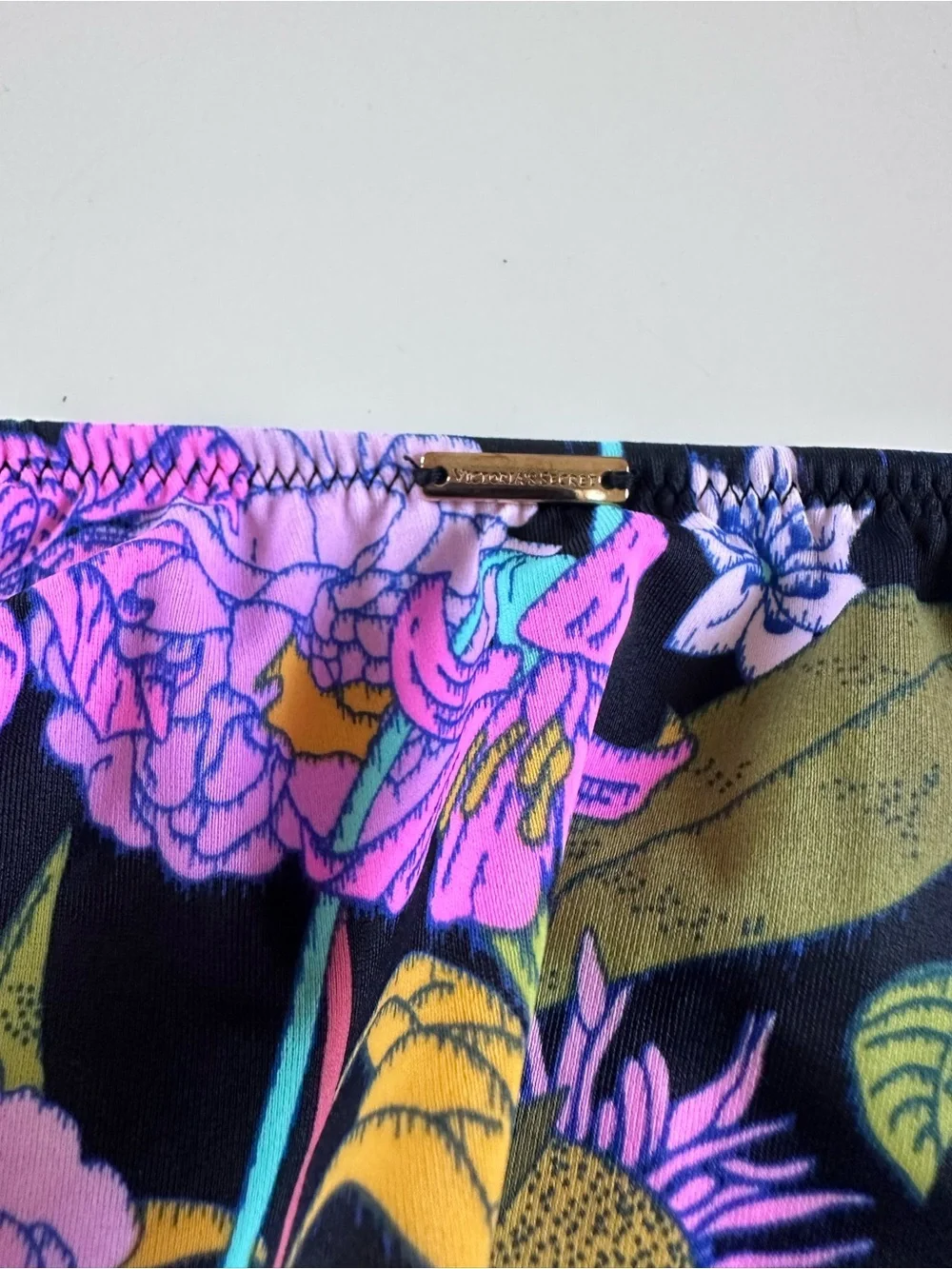 Victoria's Secret The Classic Hipster Tapestry ruffle Floral Bikini Bottom Sz m